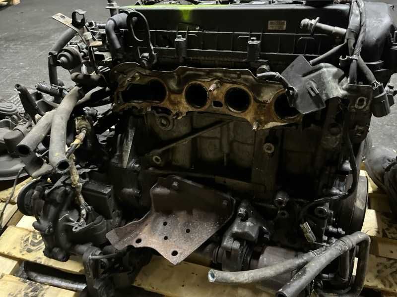 Двигатель Mazda 5 L8202 1.8