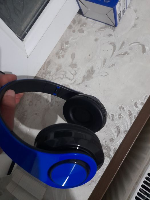 Quloqchinlar simsiz rangi o'zgaradi universal gamer va o'qish uchun