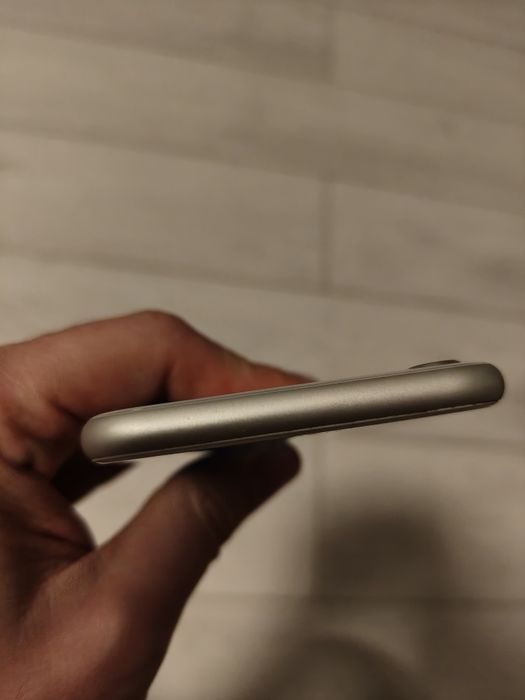 iPhone 8 Alb 128gb impecabil