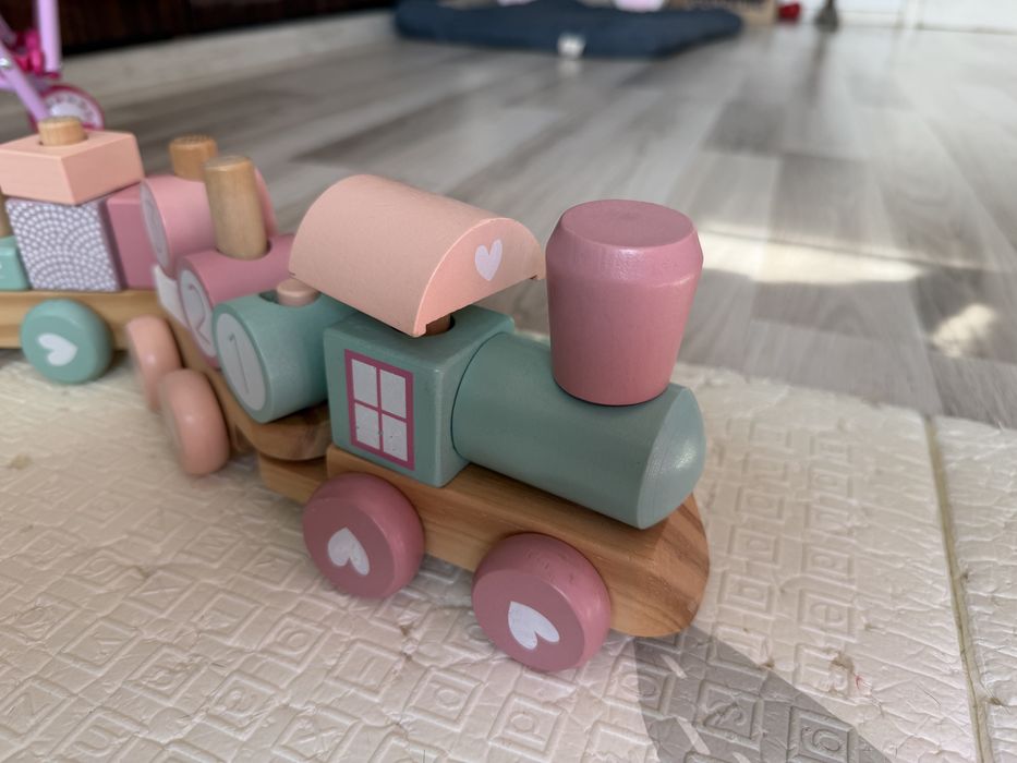 Играчки little dutch- дървени влакче и музикална кутия