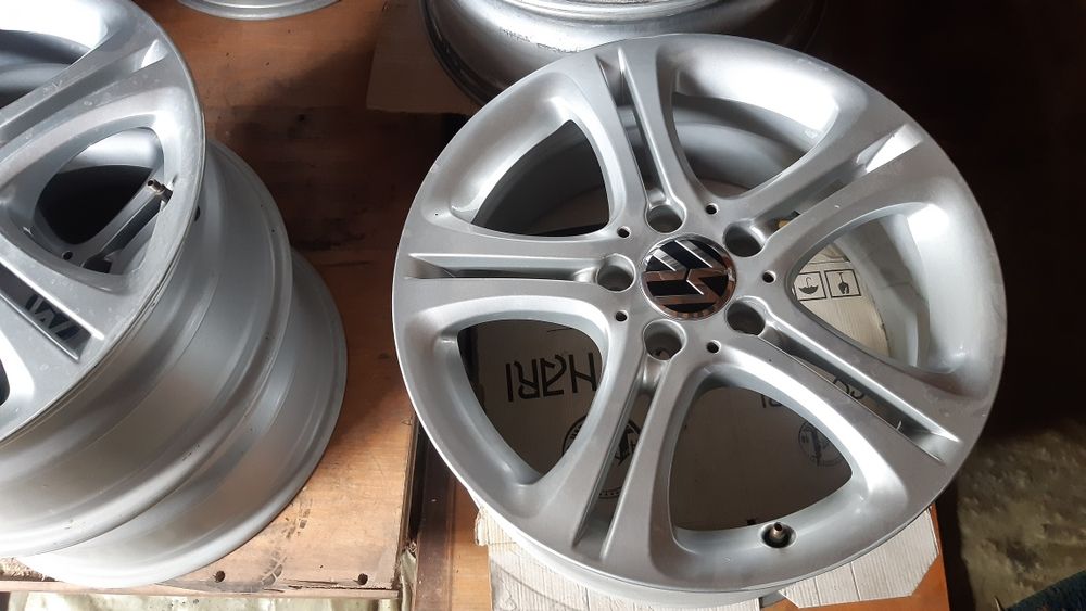 4 jante aliaj  r17 Volkswagen 5x112, Passat, Audi preț 1200 lei setul