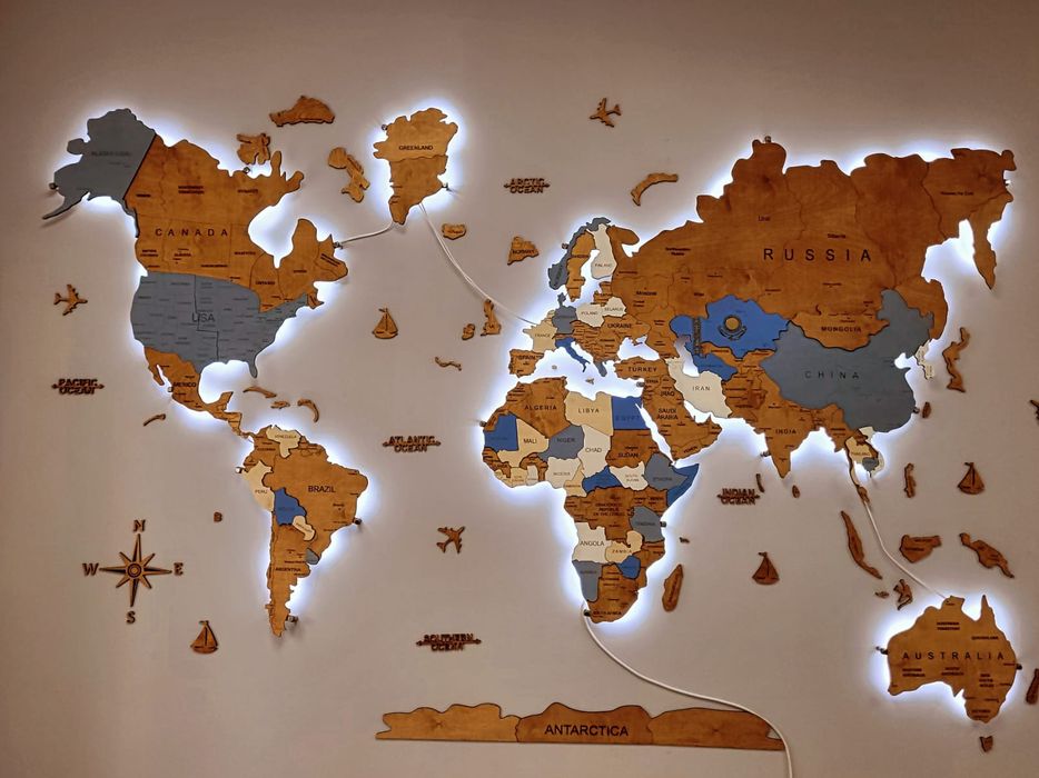 Деревянные карты – уникальный элемент декора для любителей путешествий