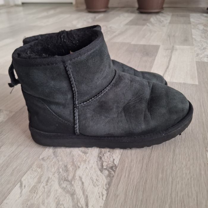 UGG nr 39 stare bună
