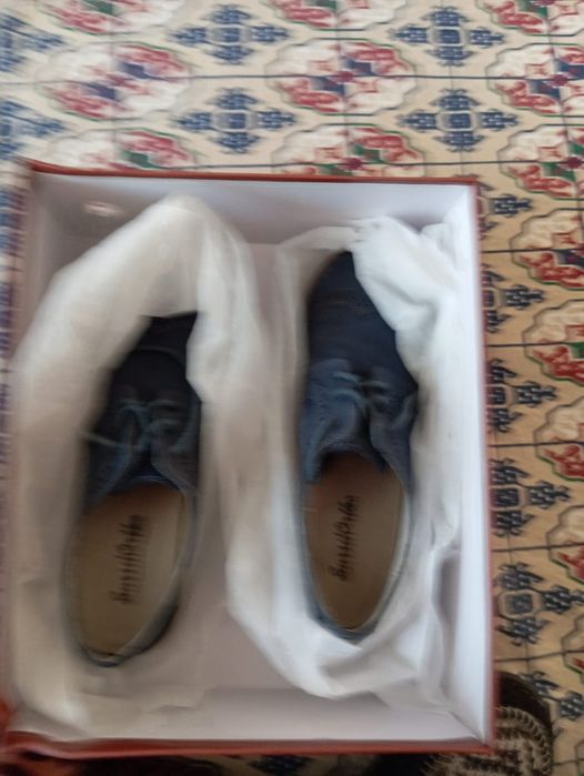 Продам женскую обувь