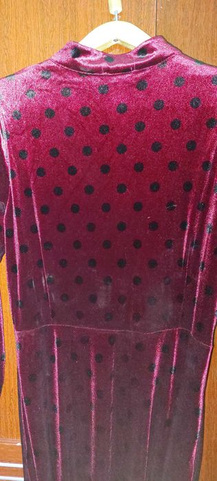 Uzun ko'ylak.Yangidek turibdi.turkiya.50 $ga olganman.300000ga sotaman