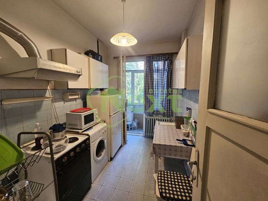 Продава се Тристаен апартамент в София, Център - 100 кв.м за 2295 €/кв.м - Снимка #1
