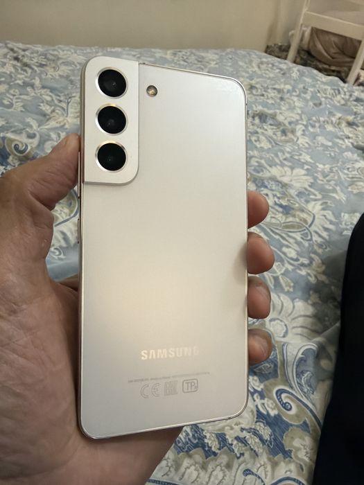 Samsung Galaxy S 22 128