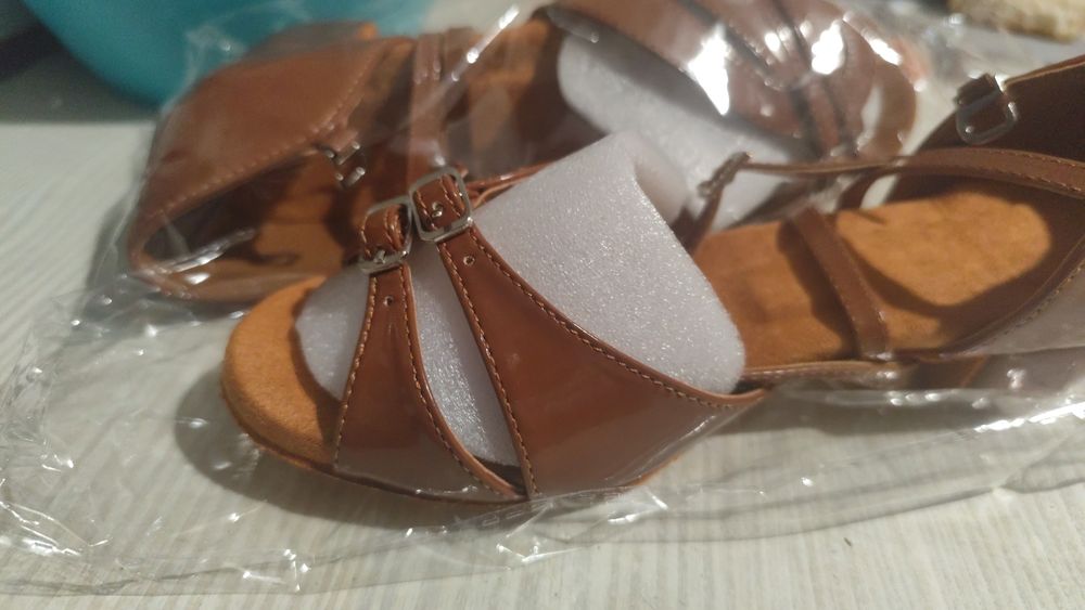 Продам туфли для бальных танцев