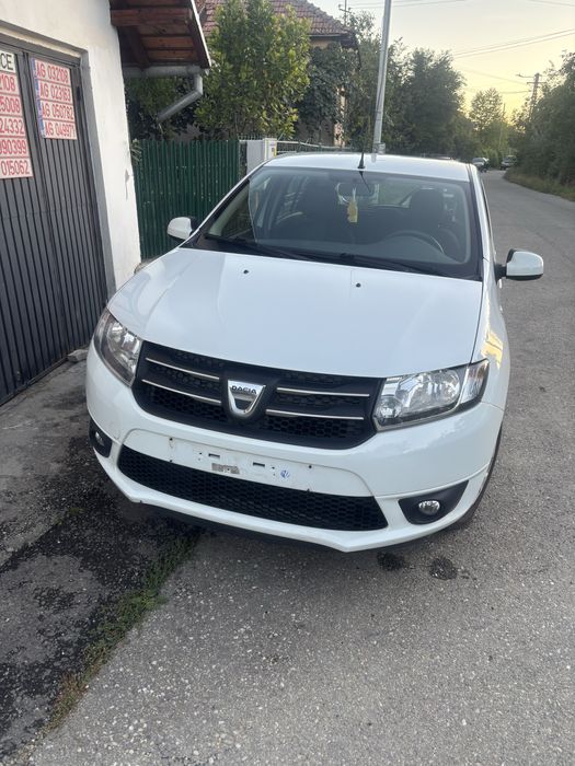 dezmembrez Dacia sandero 0.9