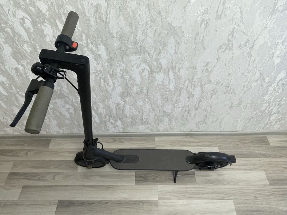 Электросамокат Xiaomi 1S