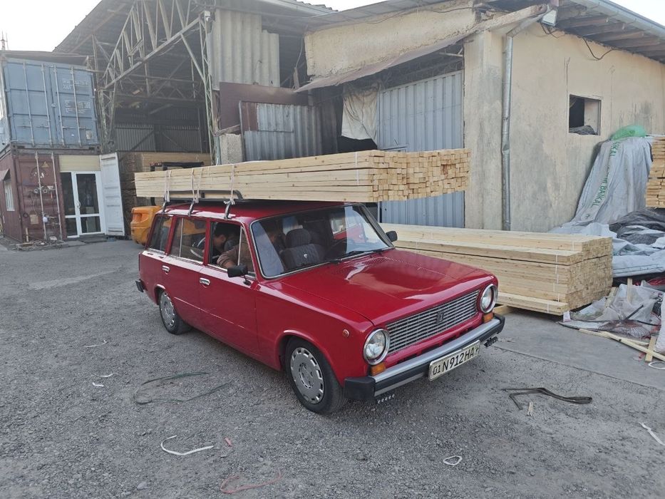 Vaz 2102        .