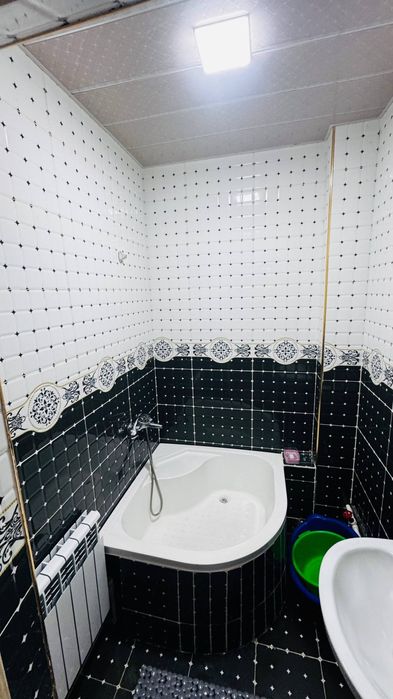 Kvartira sotiladi. Ichida yashalmagan yangi.