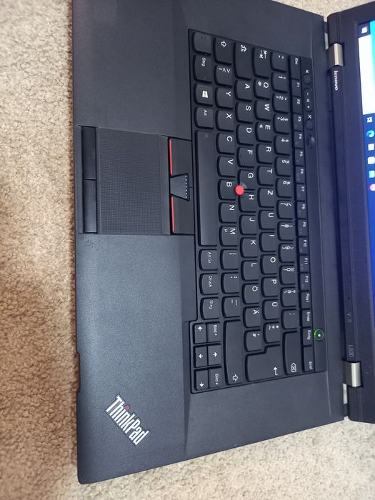 Laptop intel i7 ,ssd128,Ram 8gb ,baterie noua