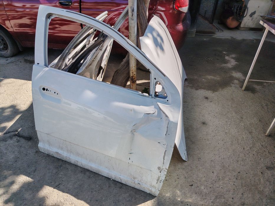 Кузов деталлар сотилади