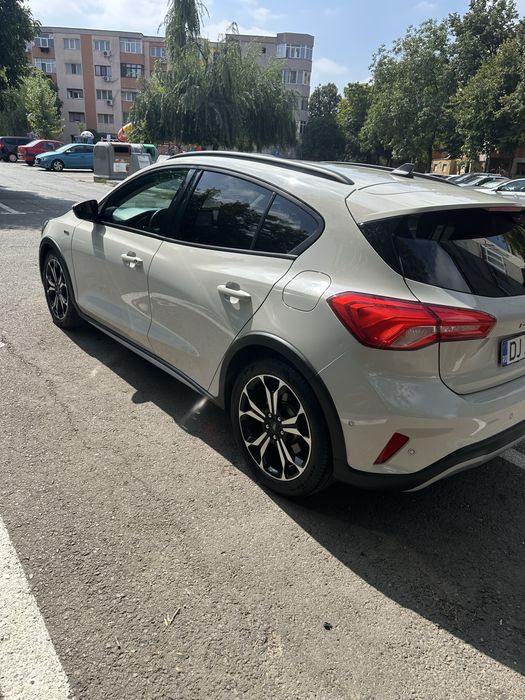 Ford Focus Active X