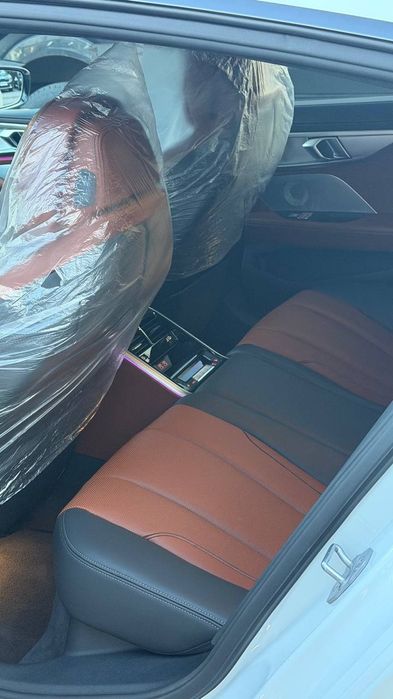 Bmw M850i Full option 2025