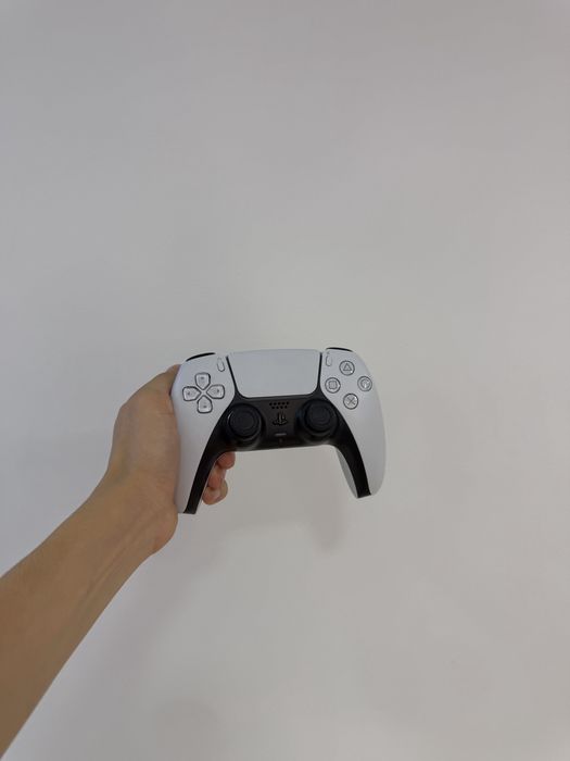 Продам dualsense на ps5