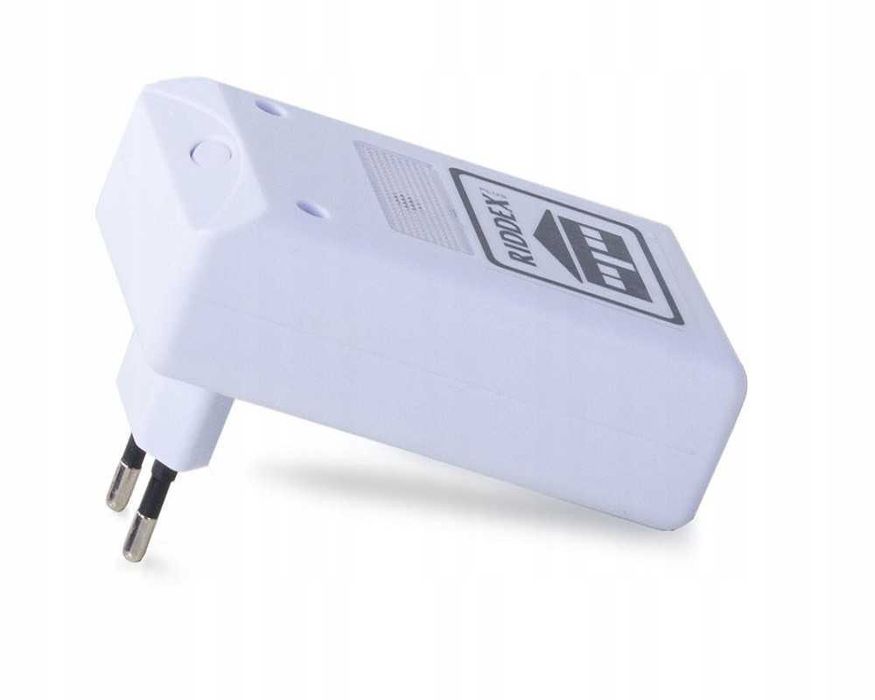 Aparat ultrasonic impotriva soarecilor sobolanilor si insectelor