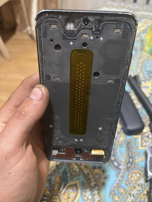 Samsung S21 без экрана