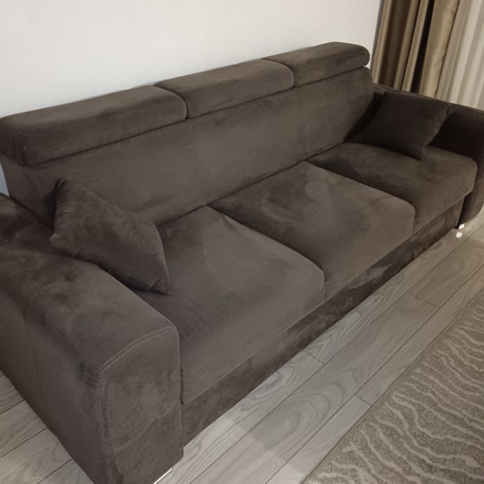 Vând canapea extensibila