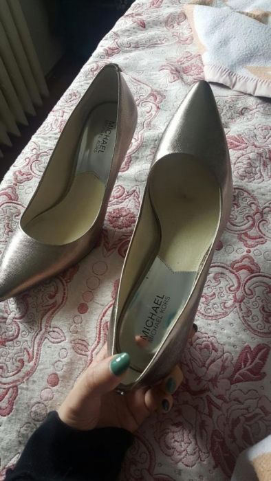 Pantofi aurii Michael Kors