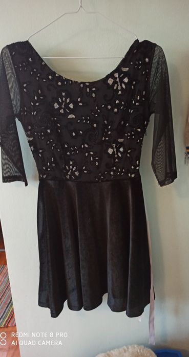 Vând  rochie ! Preț accesibil!