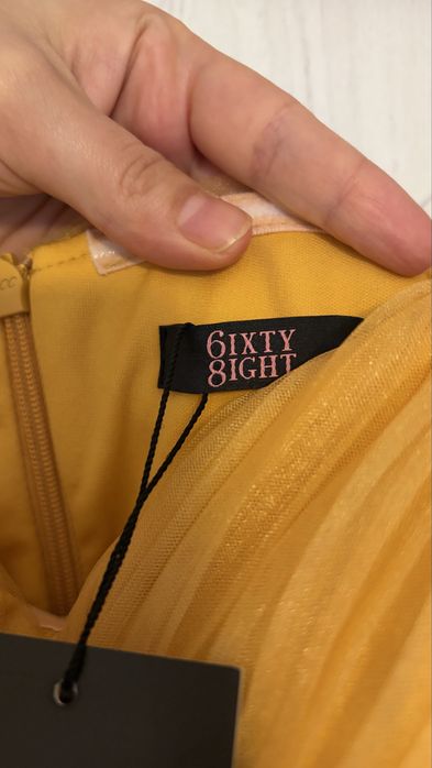 Рокля 6ixty 8ight