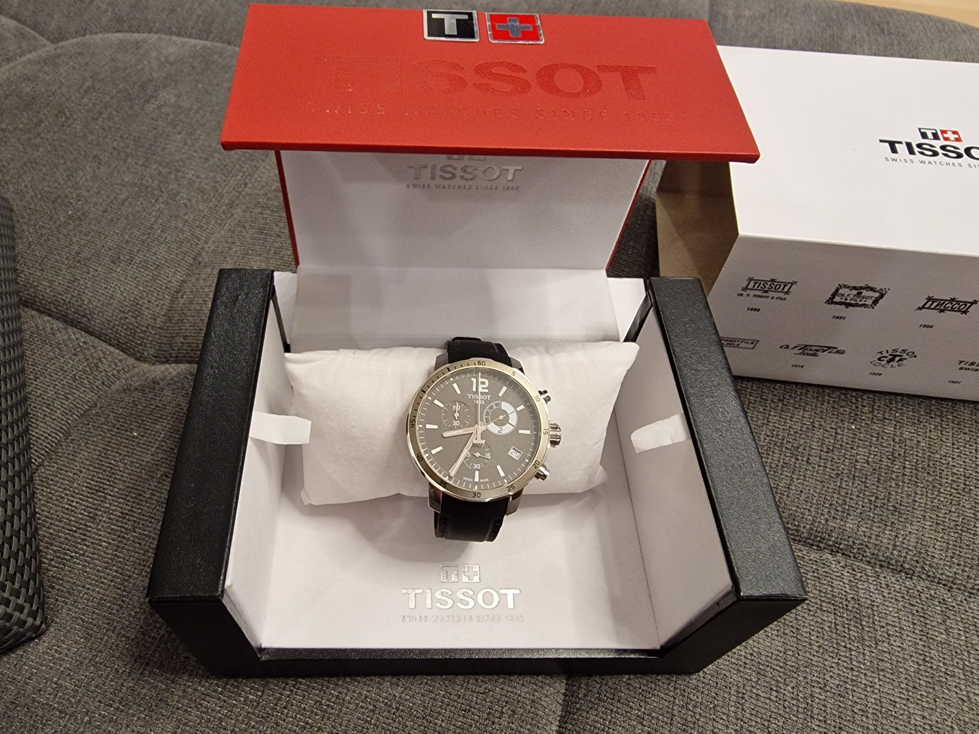 Tissot quickster chronograph on sale football