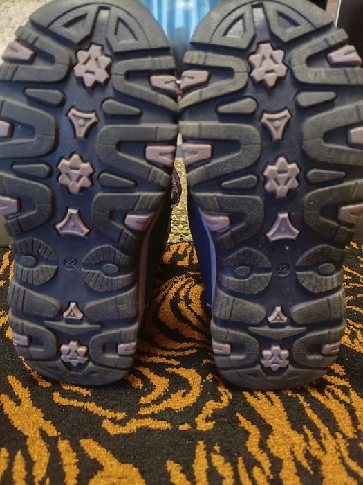 Продам сапожки зимние