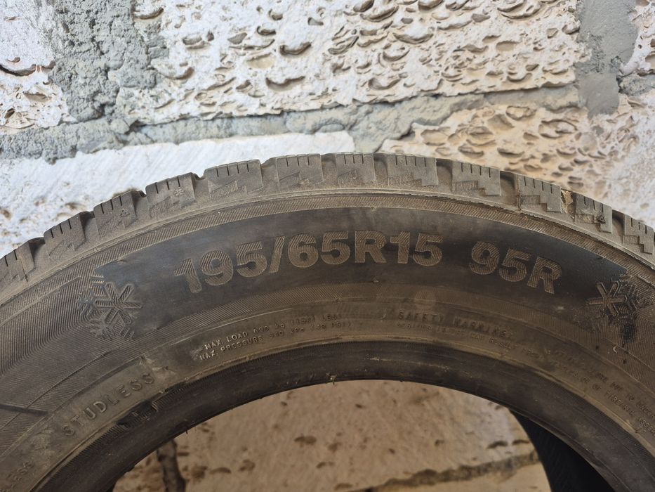 Продам зимний покрышки 195/65 R15