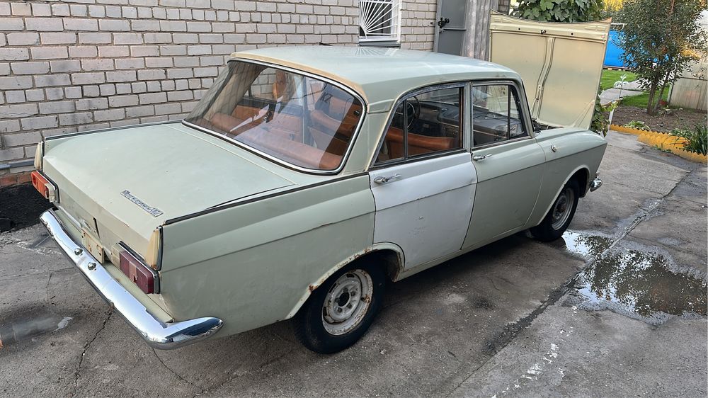 Продам Москвич в разборе