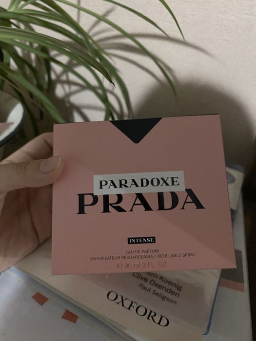 PRADA Paradoxe Intense парфюмированная вода