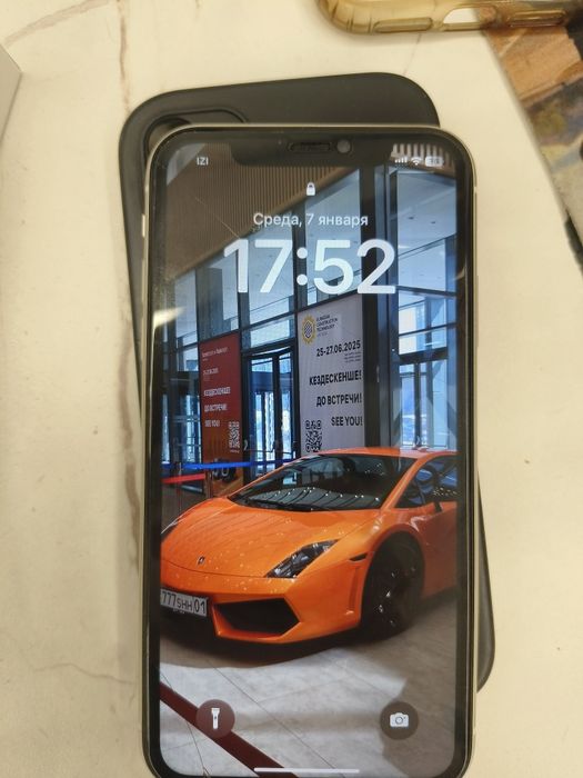 Обменяю Айфон 11 на Айпад