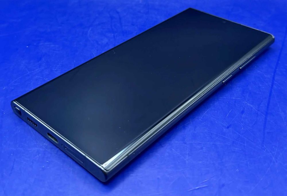 S22 ultra 5G 256/12