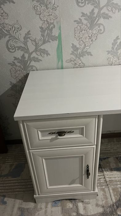 Продам камод в отличном состояний