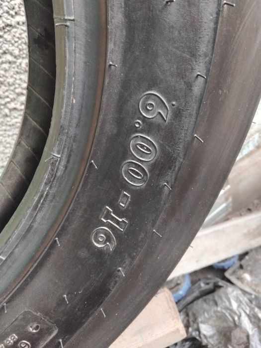 Anvelope,Tractor NOI ??