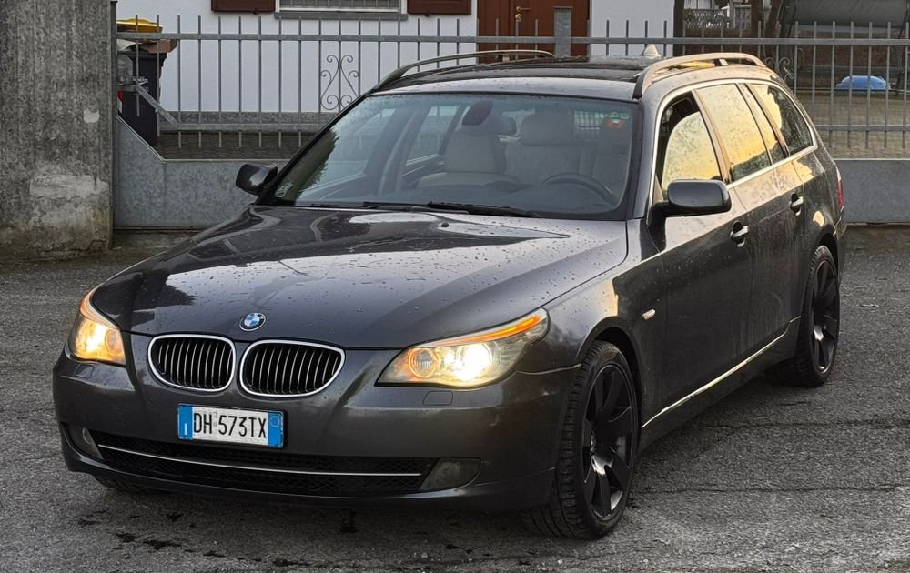 Bmw E61 530xd 235кс. На части