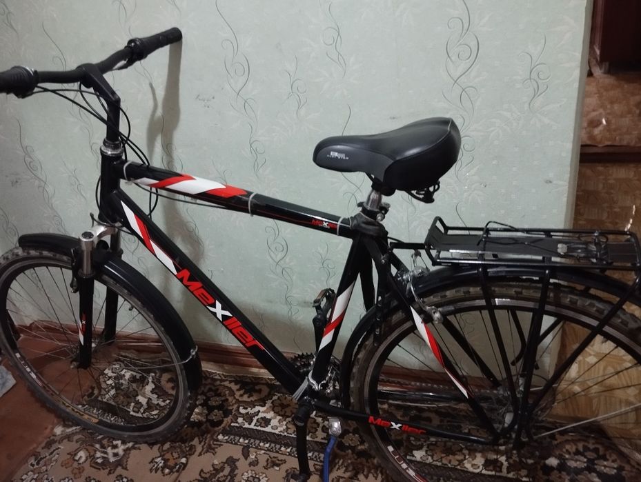 Продается горный велосипед.