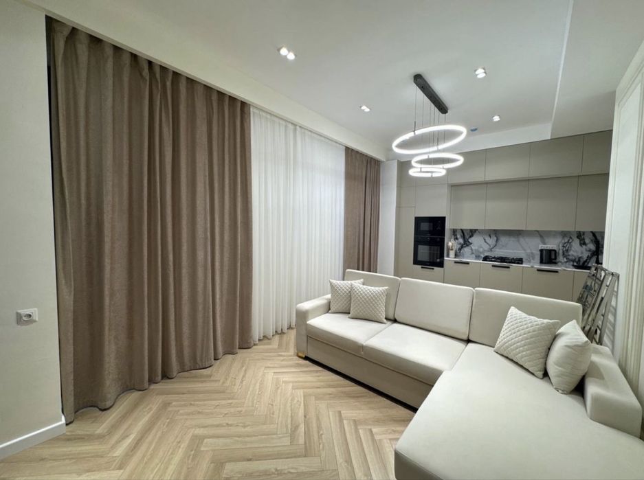 Долгосрочная Аредна квартиры в Sky Line Towers