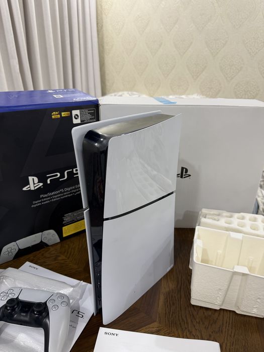 PlayStation 5 slim 1 tb