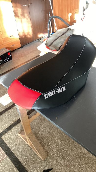 Can-am претапициране на седалки Can-am…….