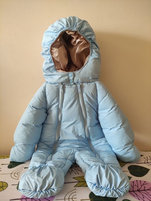 Продам комбинезон. 6000. 3/6 мес.