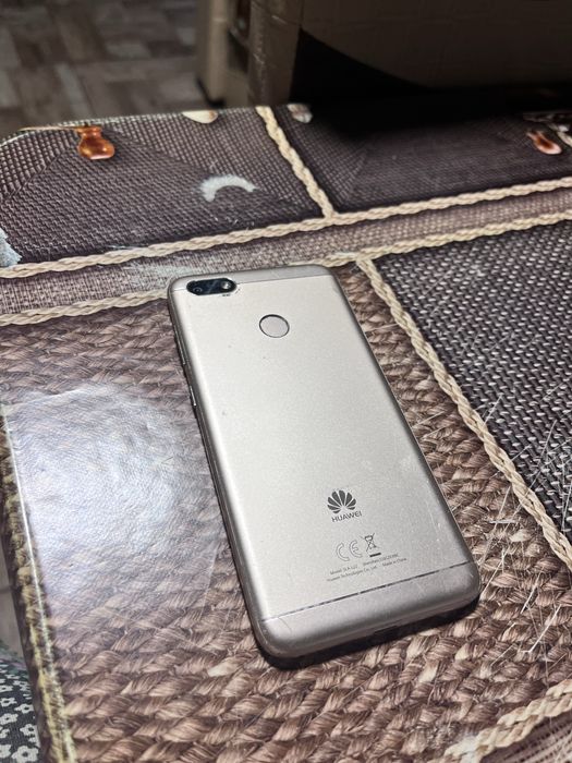 Vand telefon functional sau piese