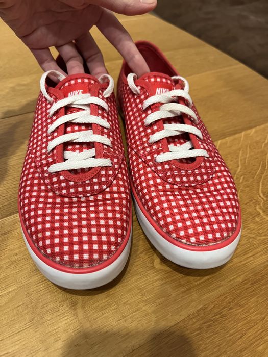 Оригинални дамски платненки NIKE