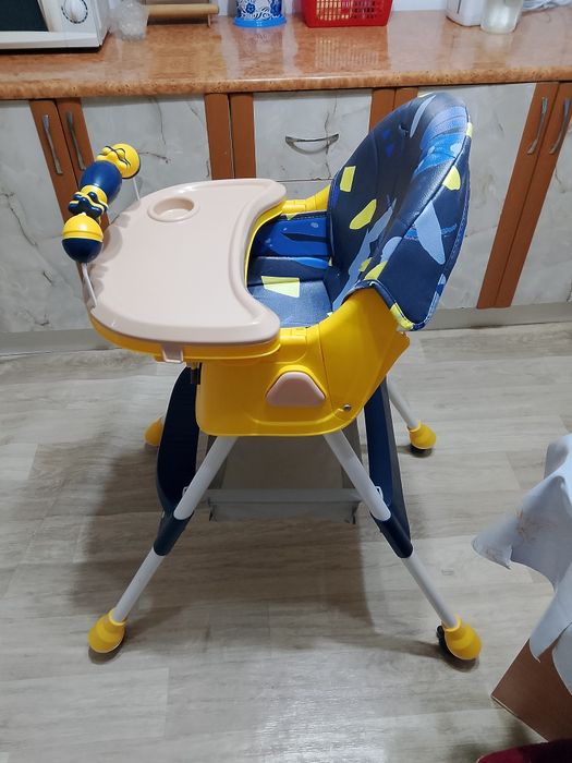 Стол для кормления