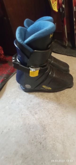 Детски ски обувки