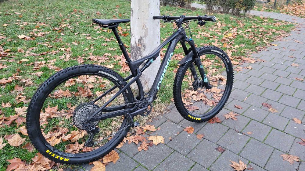 Orbea Oiz H10 full suspension