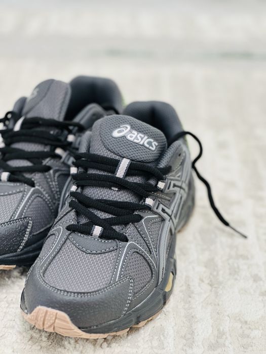 Asics кроссовки асикс