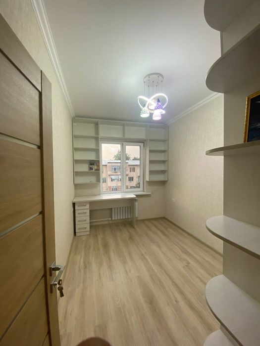 Дом квартира сотилади 3 хона