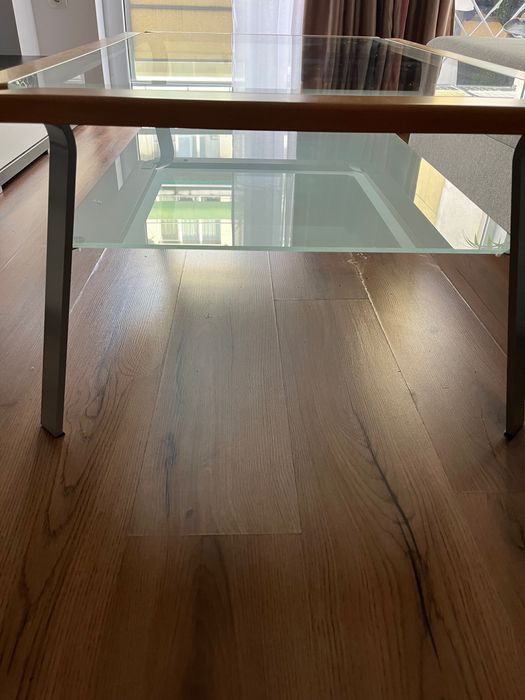 Masa de sticlă Mobexpert